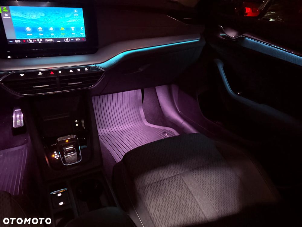 Skoda Octavia 2.0 TDI Drive Selection DSG - 29