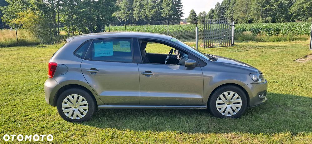 Volkswagen Polo 1.4 16V Comfortline DSG - 3