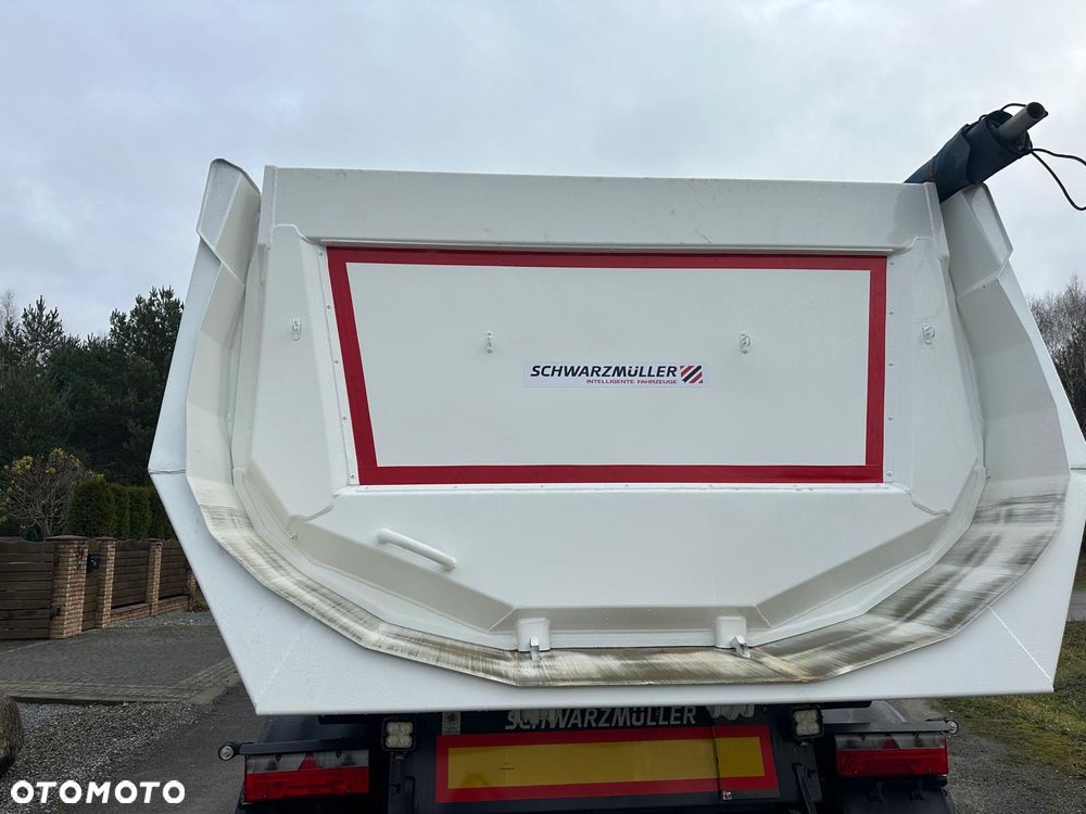 Schwarzmuller SK - 4