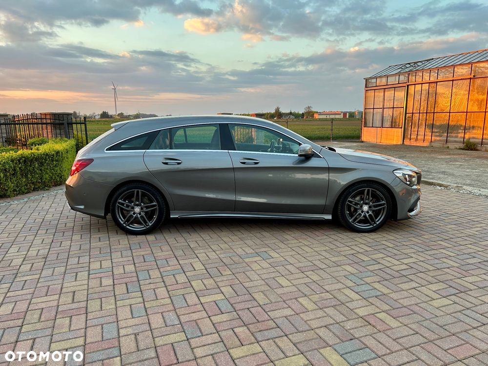 Mercedes-Benz CLA 180 7G-DCT AMG Line - 7