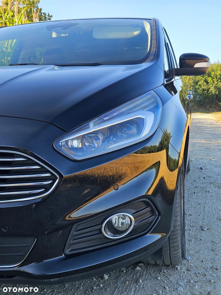 Ford S-Max 2.0 TDCi Titanium PowerShift - 6