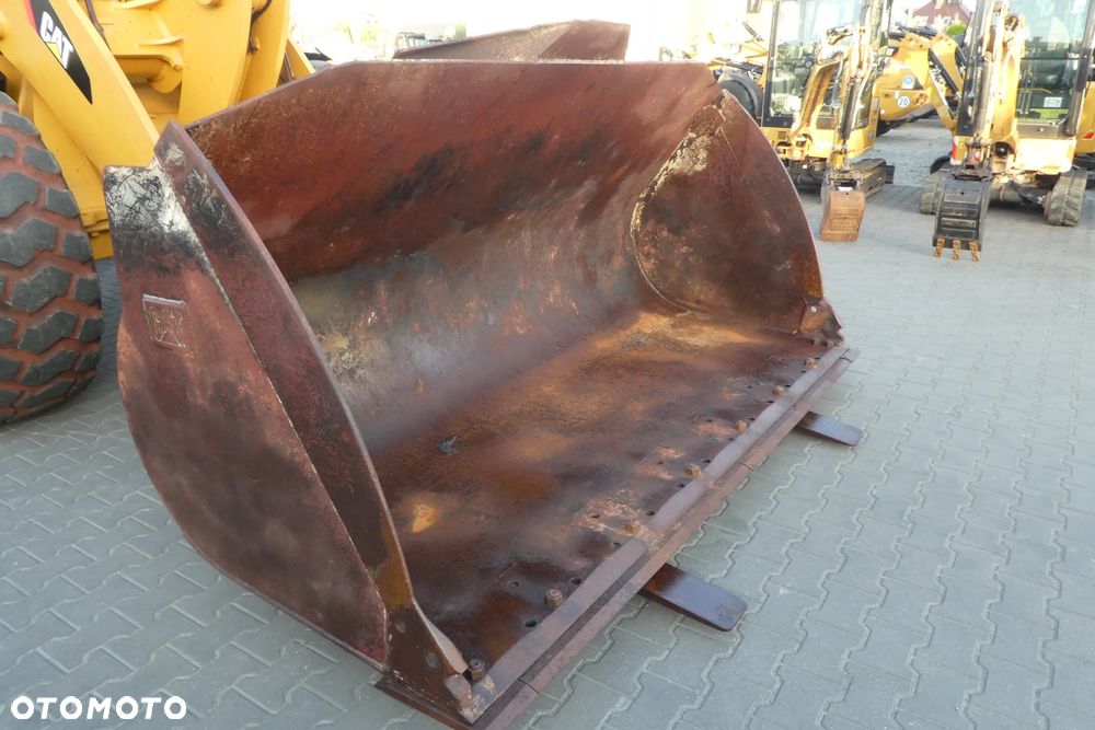 Caterpillar 938 M Z NIEMIEC ŁYZKA WIDŁY - 11