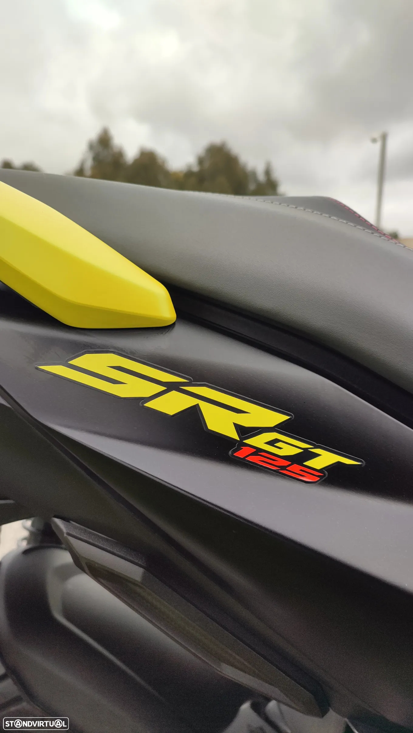 Aprilia SR SR GT - 9