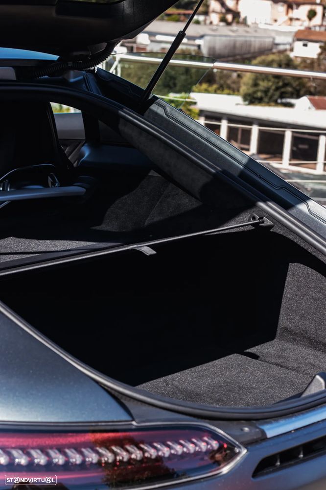 Mercedes-Benz AMG GT C - 8