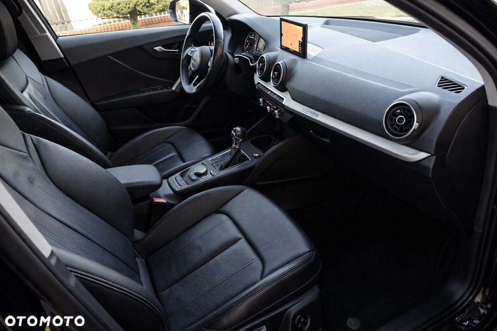 Audi Q2 35 TDI S tronic sport - 13