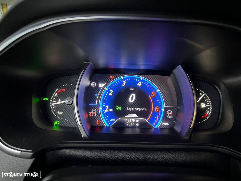 Renault Mégane ENERGY dCi 165 EDC GT - 10