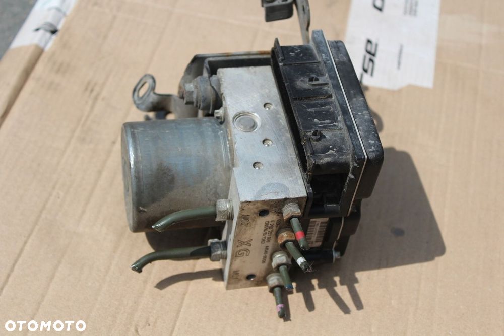 TOYOTA AVENSIS T27 POMPA ABS 44540-05120