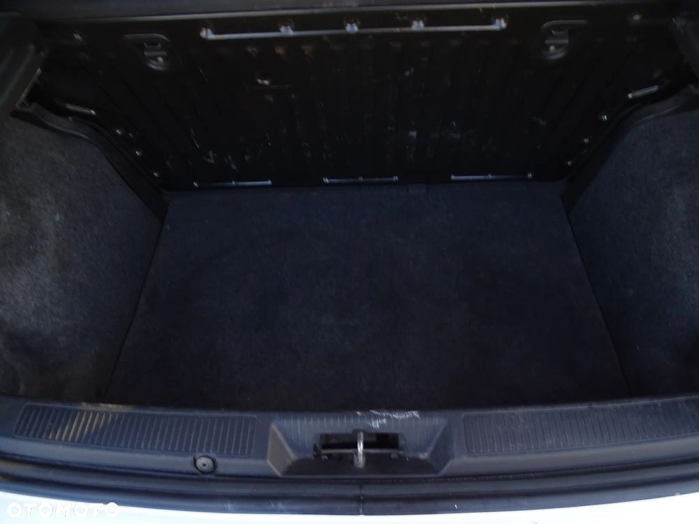 Fiat Grande Punto - 29