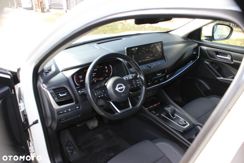 Nissan Qashqai ver-1-3-dig--t-mhev-4x4-tekna-xtronic - 9