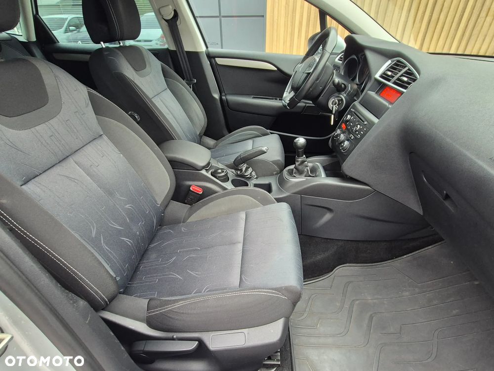 Citroën C4 VTi 120 Attraction - 34
