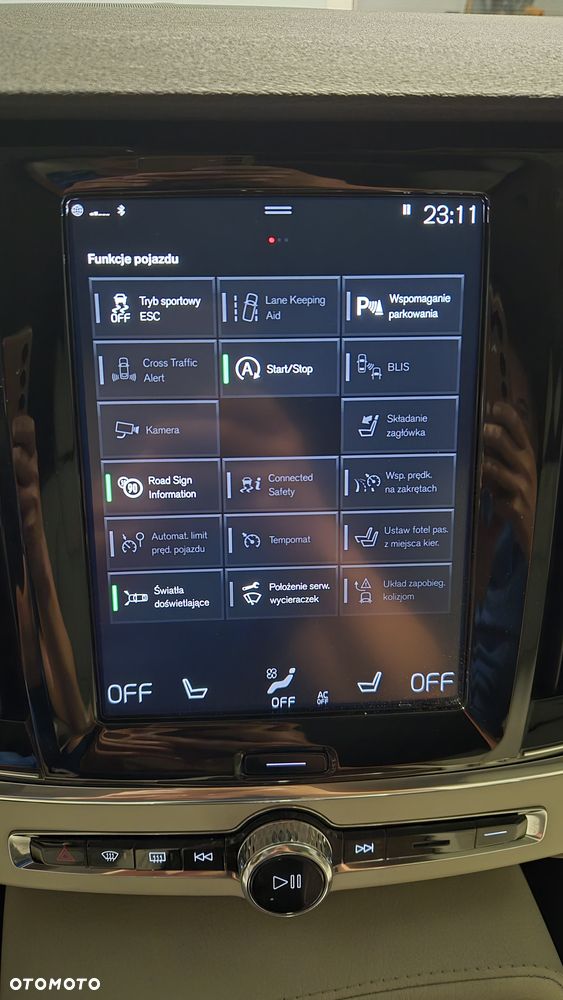 Volvo V90 Cross Country B5 B AWD Geartronic Pro - 11
