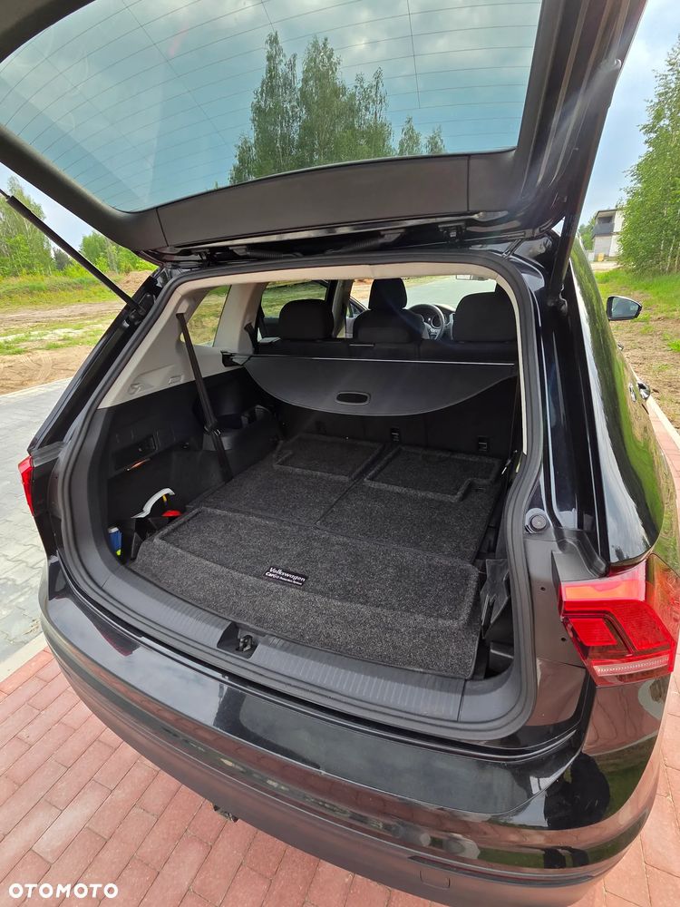 Volkswagen Tiguan Allspace 2.0 TSI 4Mot Highline DSG - 6