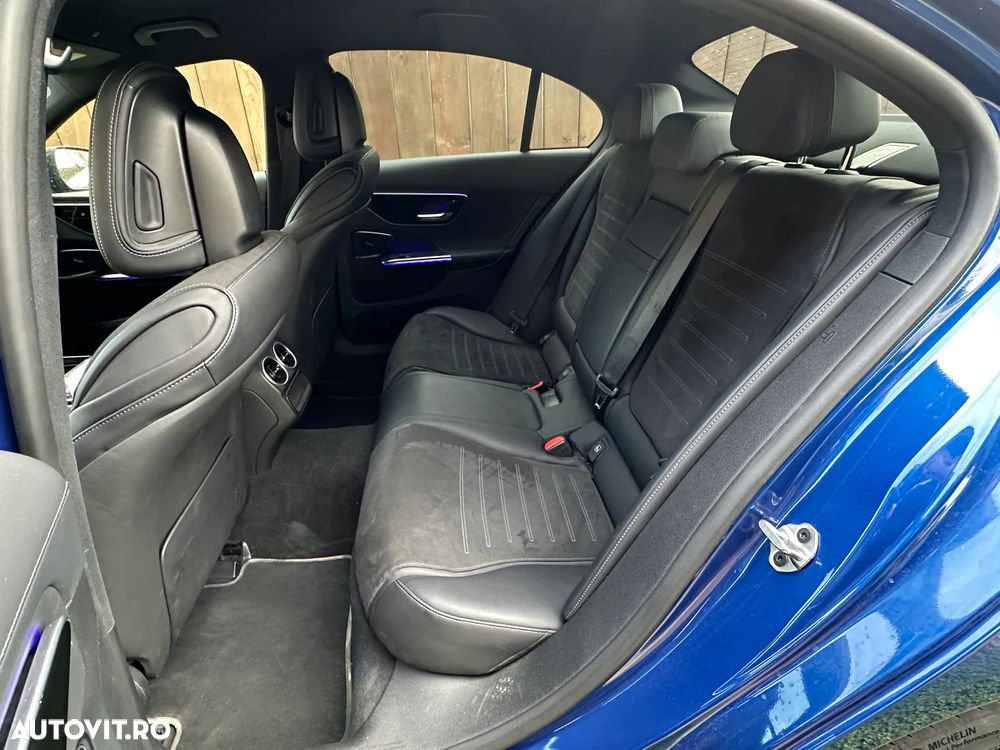 Mercedes-Benz C 300 d 9G-TRONIC AMG Line Advanced - 11