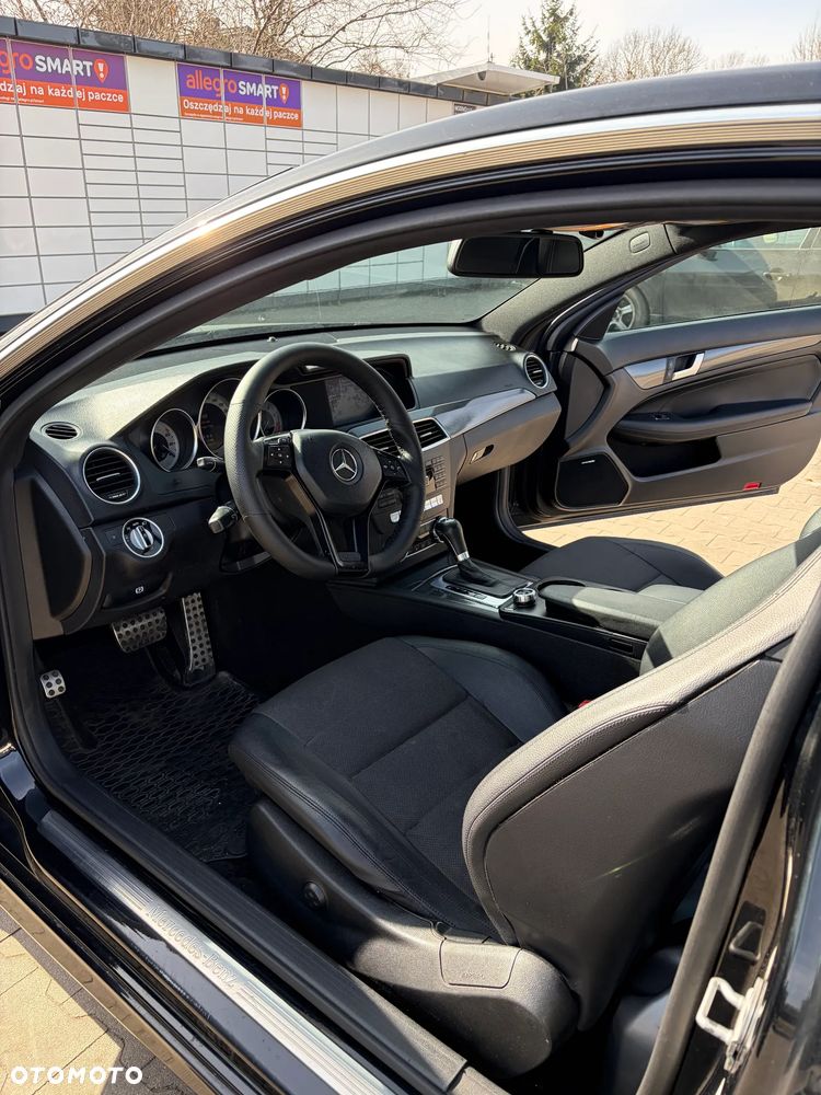 Mercedes-Benz Klasa C 250 (BlueEFFICIENCY) 7G-TRONIC - 21