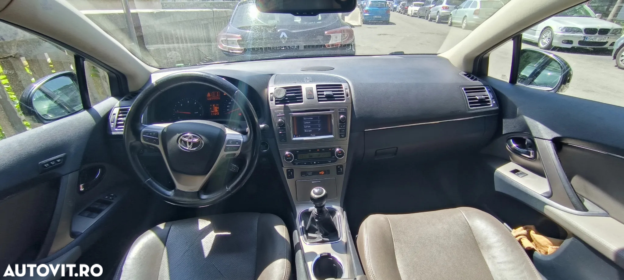 Toyota Avensis 2.0 D-4D Elegance - 4
