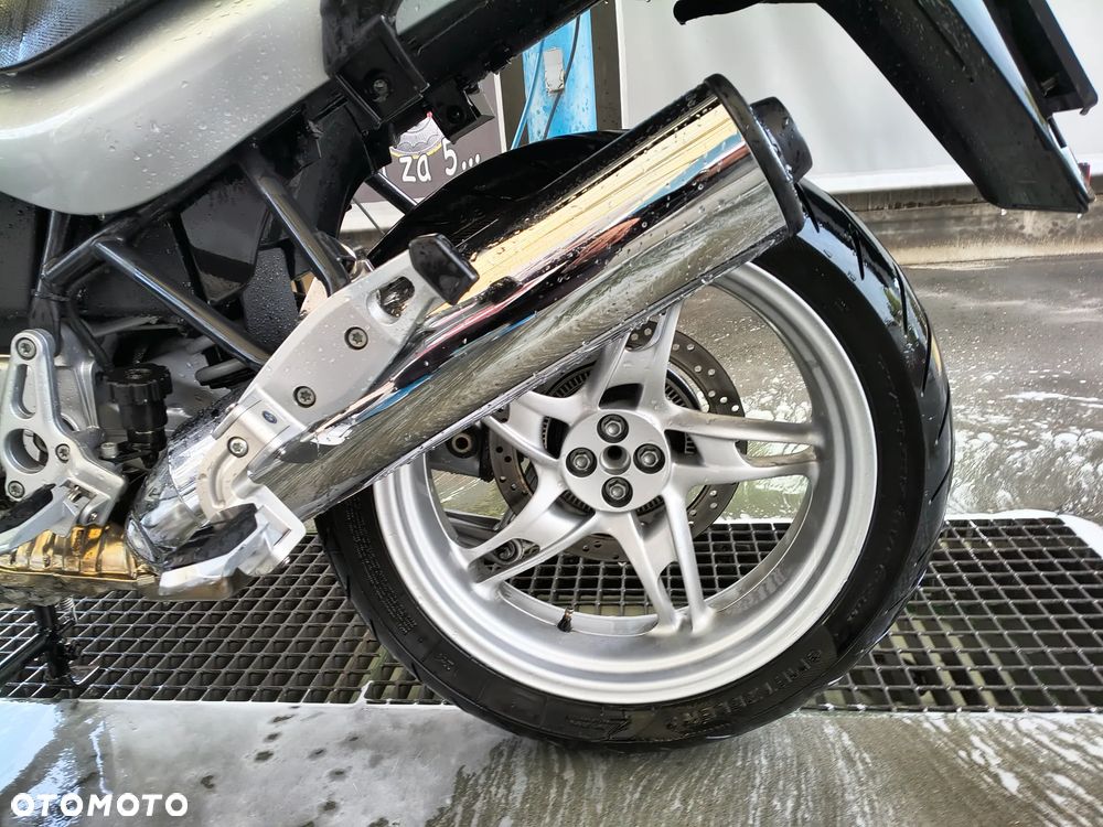 BMW R - 8