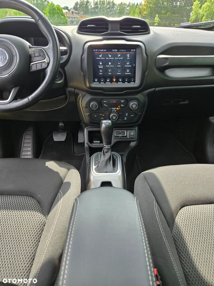 Jeep Renegade - 19