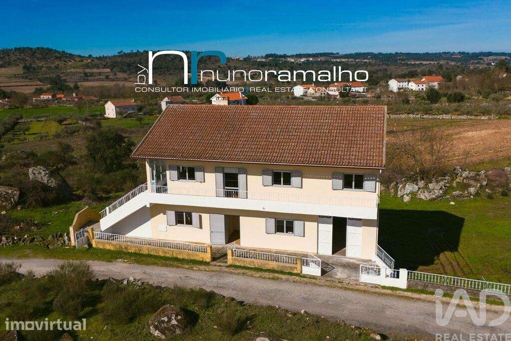 Casa / Villa T5 em Vascoveiro de 268,97 m2 - Grande imagem: 3/40