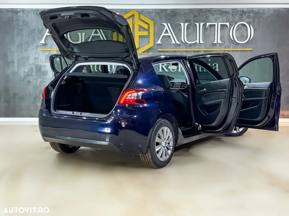 Peugeot 308 - 26