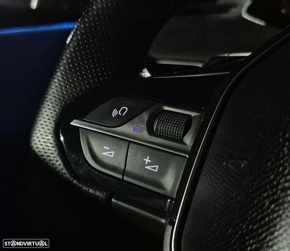Peugeot 3008 1.6 BlueHDi GT Line EAT6 - 23