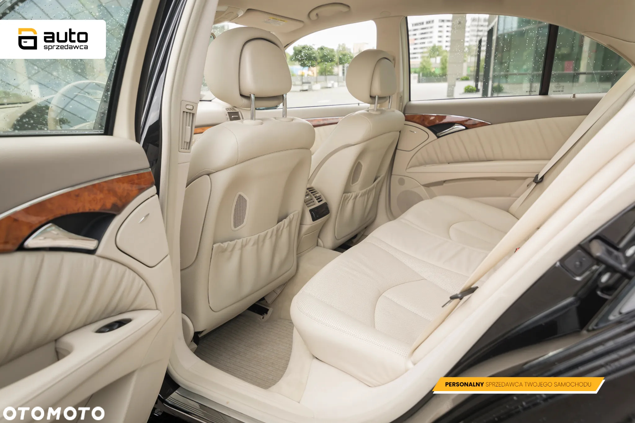Mercedes-Benz Klasa E 500 4Matic Automatik Elegance - 29