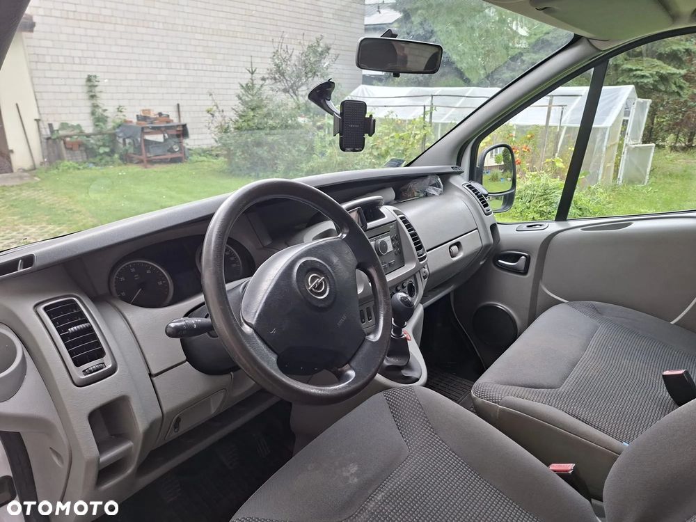 Opel Vivaro L1H1 2.7t - 22