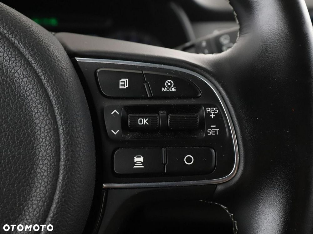 Kia Niro 1.6 GDI PHEV 2WD Spirit - 32