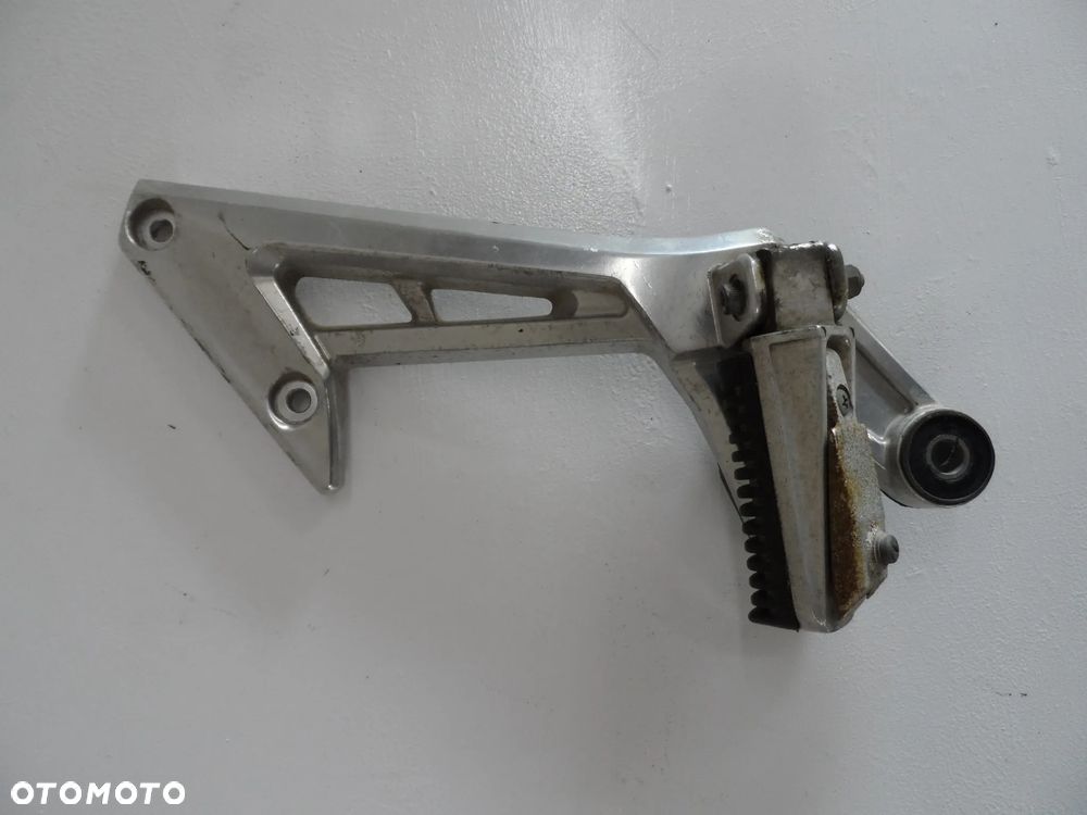 YAMAHA FZS 1000 set podnóżek pasażera P,L - 6