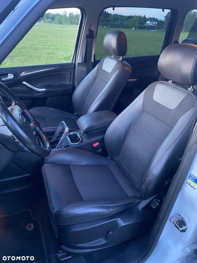 Ford Galaxy 2.0 TDCi Titanium - 27