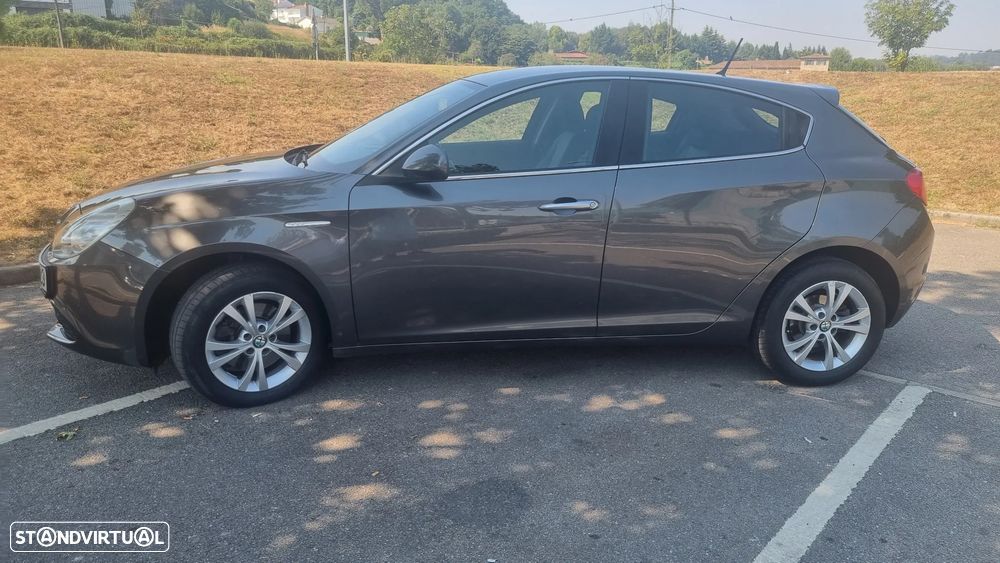 Alfa Romeo Giulietta 2.0 JTDM 20V TCT Speciale - 1