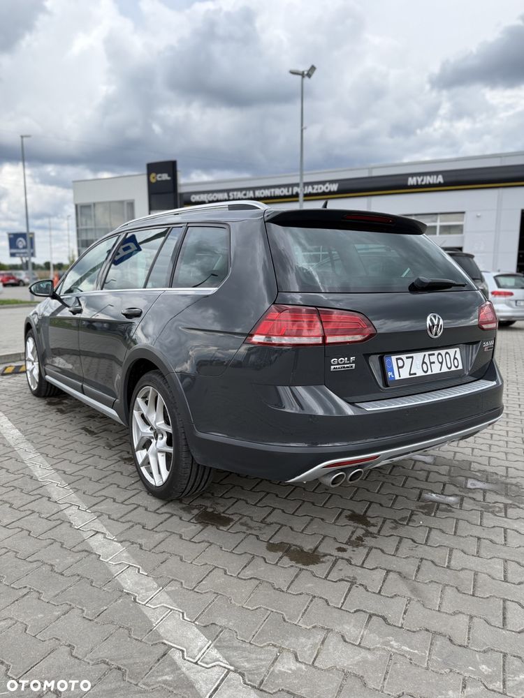 Volkswagen Golf GTD 2.0 TDI SCR DSG - 9