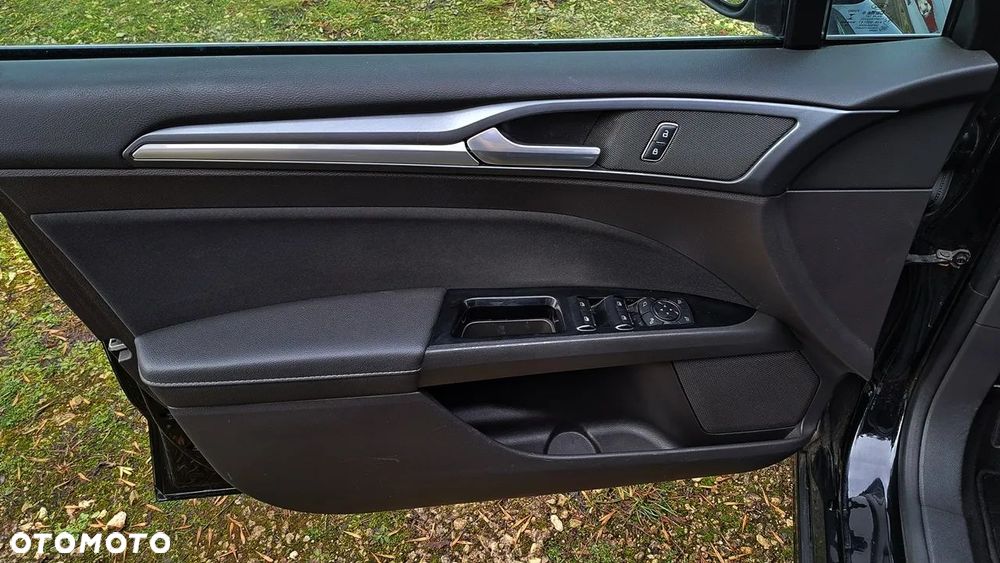 Ford Mondeo 2.0 TDCi STart-Stopp PowerShift-Aut Titanium - 19
