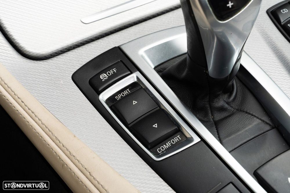 BMW 535 d xDrive Pack M Auto - 26