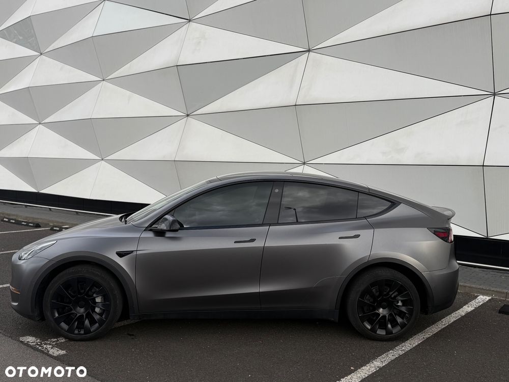 Tesla Y Model Long Range Dual Motor AWD - 10