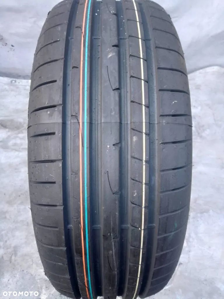 Dunlop Sport MAXX RT2 215/55 R17 98W 2024 - 1