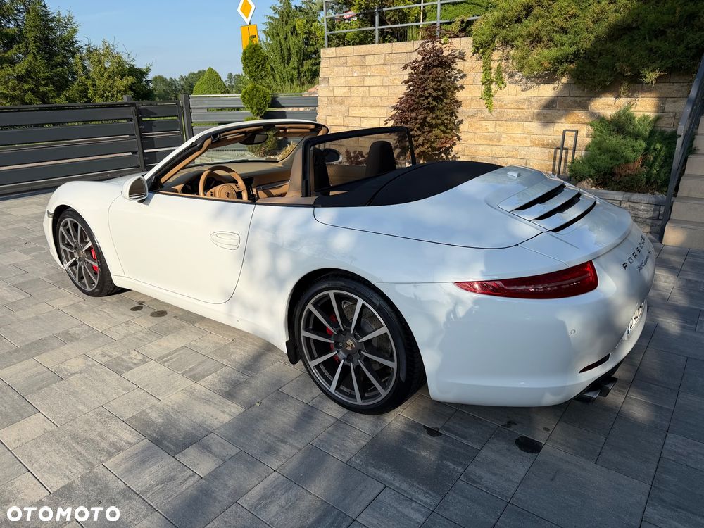 Porsche 911 Carrera S - 12