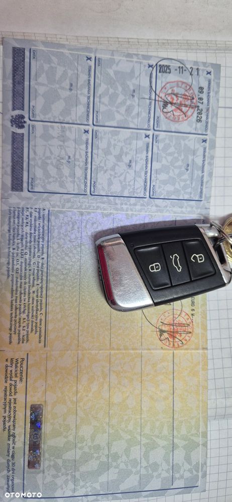 Volkswagen Passat - 8