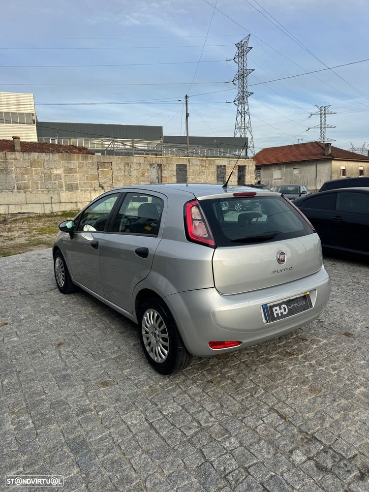 Fiat Punto 1.3 M-Jet Lounge S&S - 6