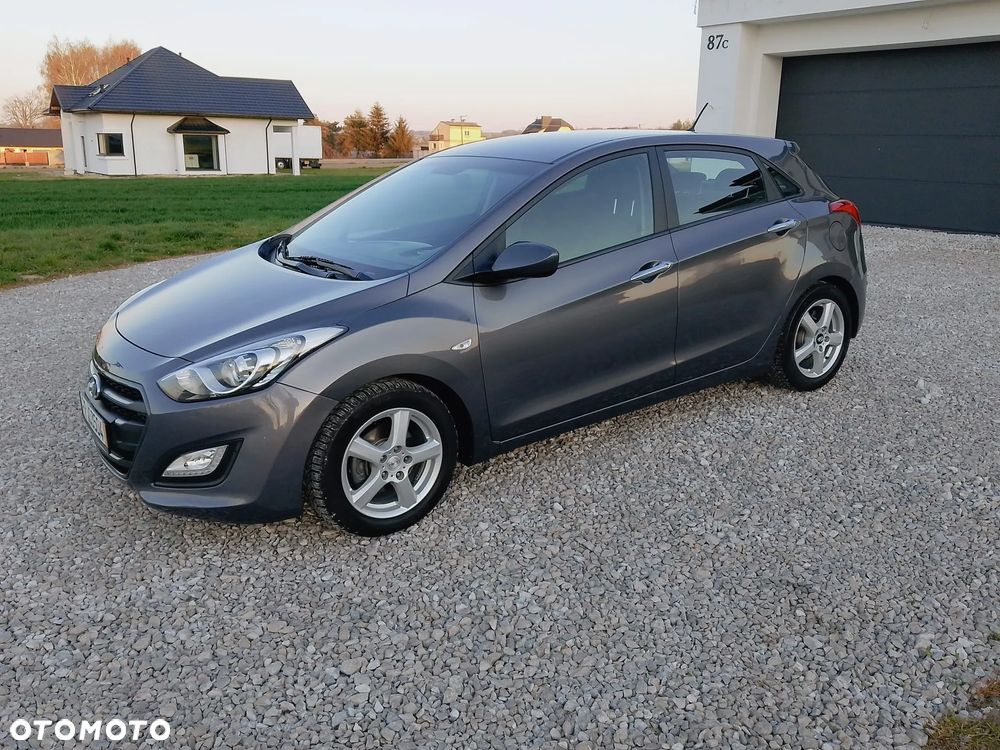 Hyundai i30 blue 1.4 Classic Navigation - 19