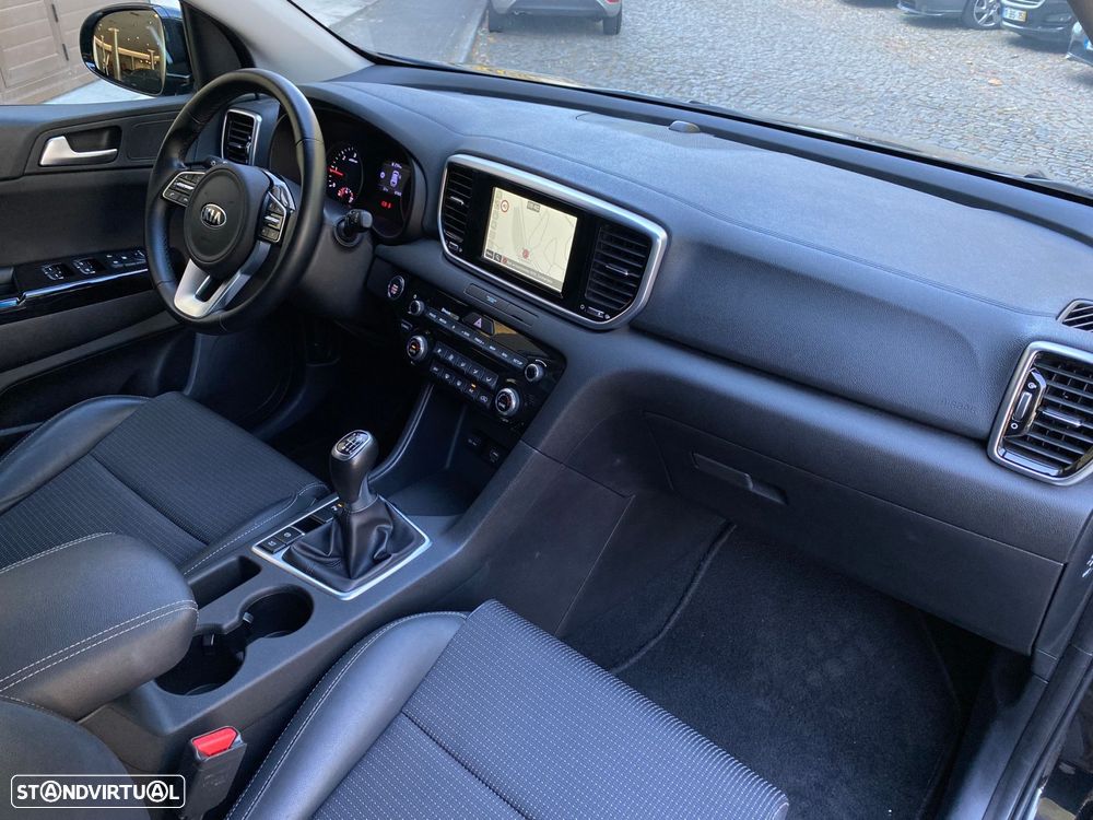 Kia Sportage 1.6 CRDI ISG MHEV Tech - 9