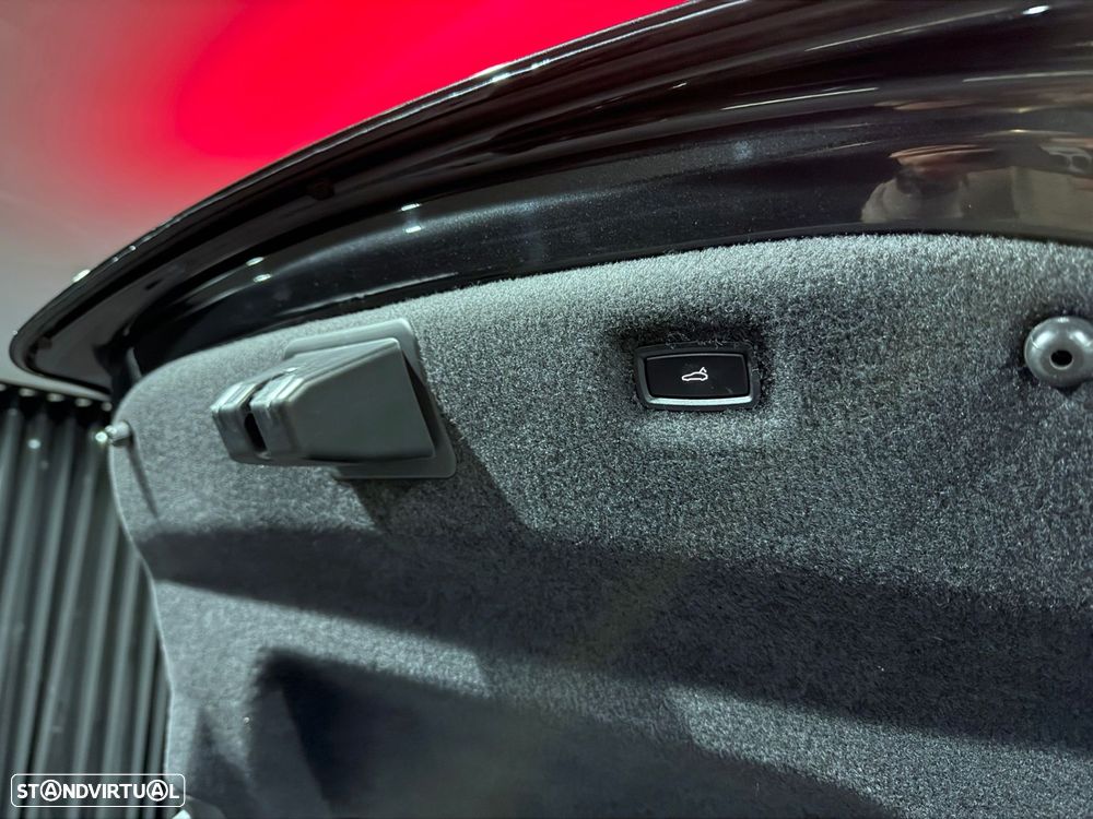 Porsche Taycan 4 - 42