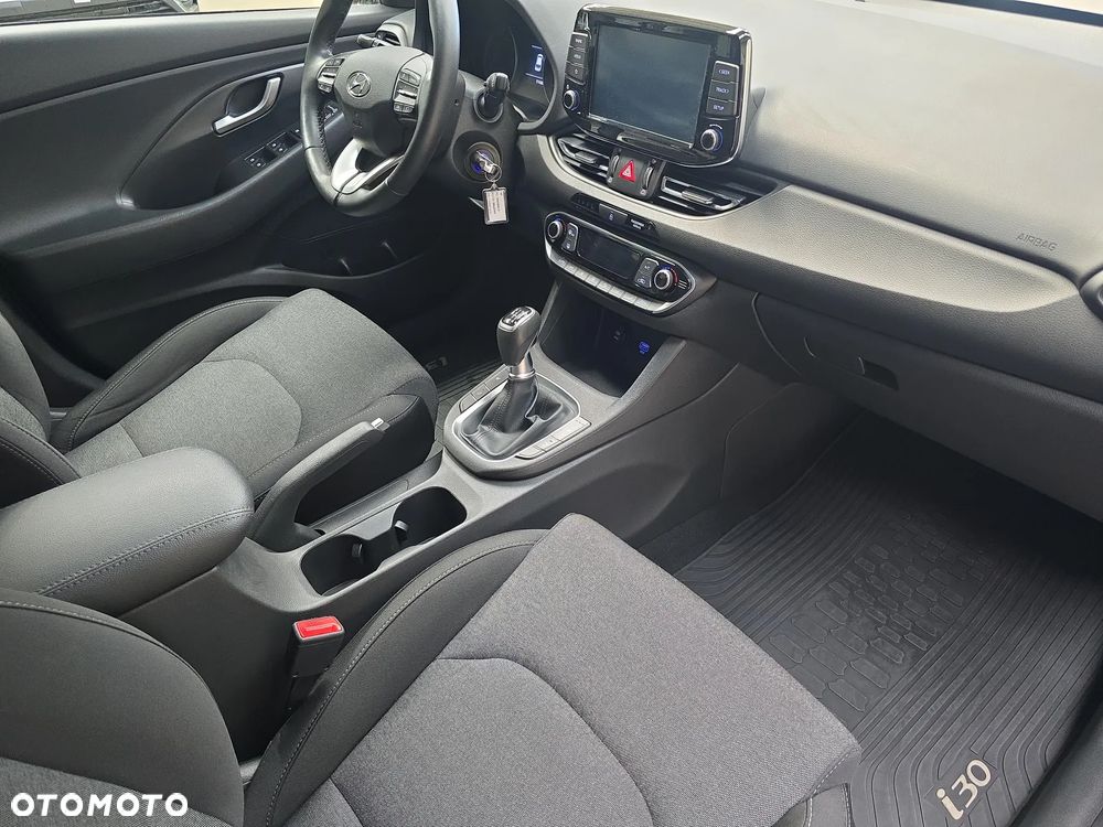 Hyundai i30 1.0 T-GDI Smart - 27