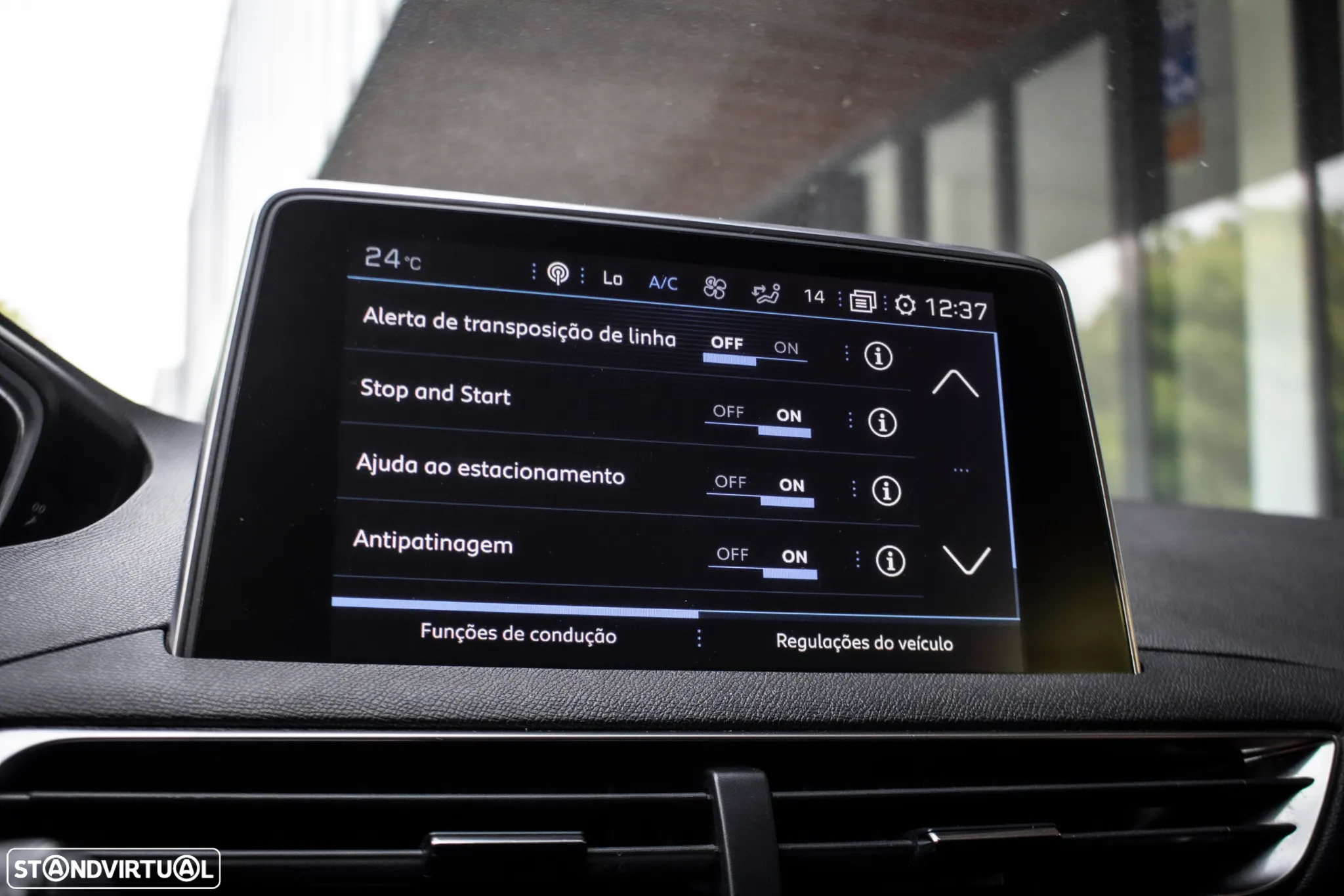Peugeot 3008 1.2 PureTech Allure EAT8 - 39