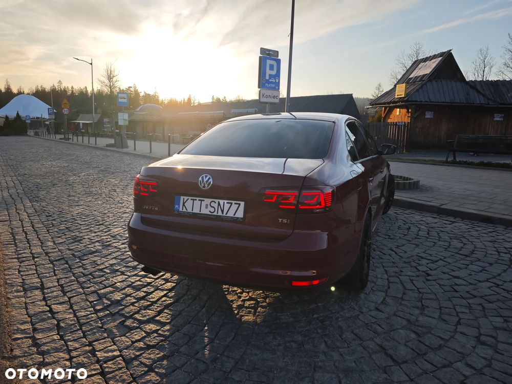 Volkswagen Jetta - 7