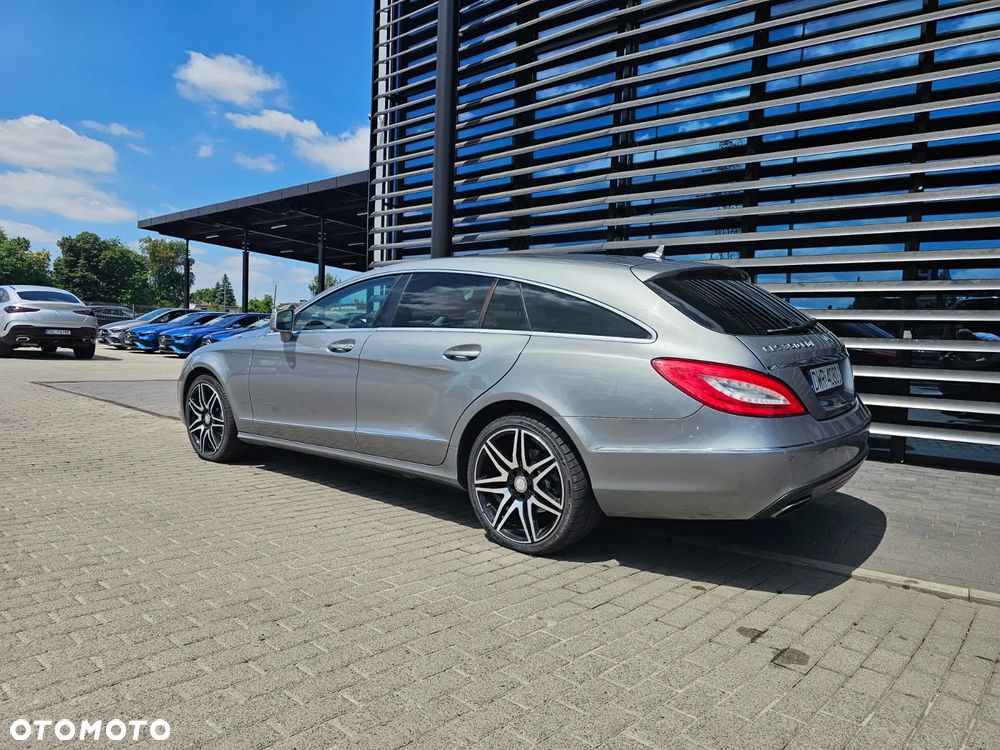 Mercedes-Benz CLS 350 CDI 4-Matic BlueEff - 6