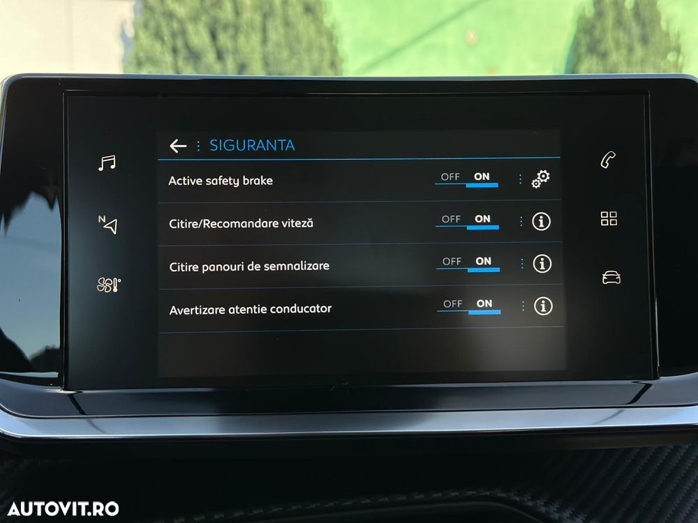 Peugeot 2008 - 35