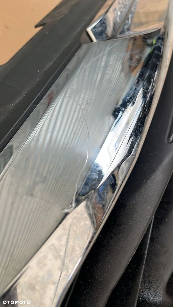 GRILL ATRAPA ZDERZAKA PRZÓD PEUGEOT 108 II - 2