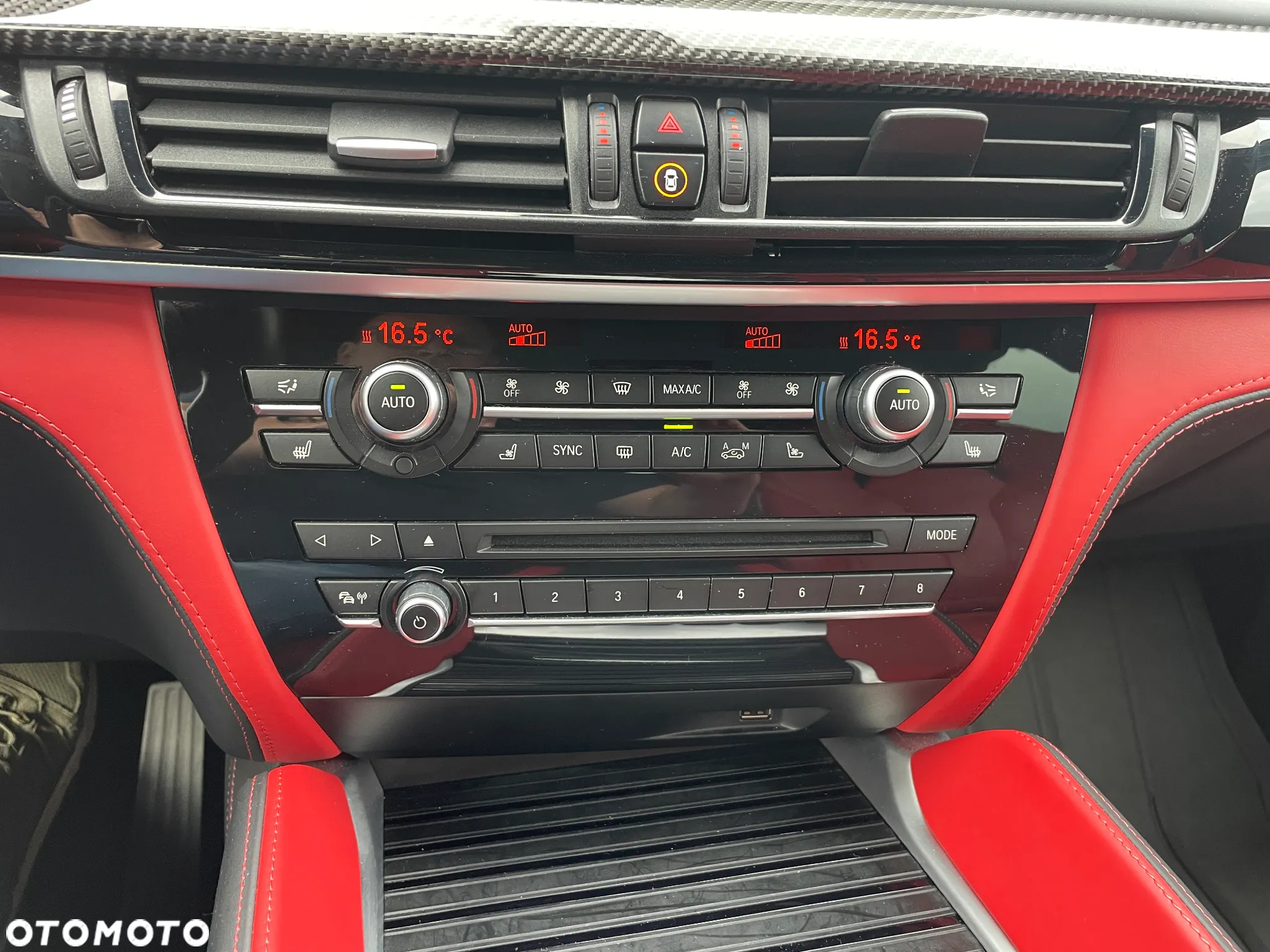 BMW X6M - 28
