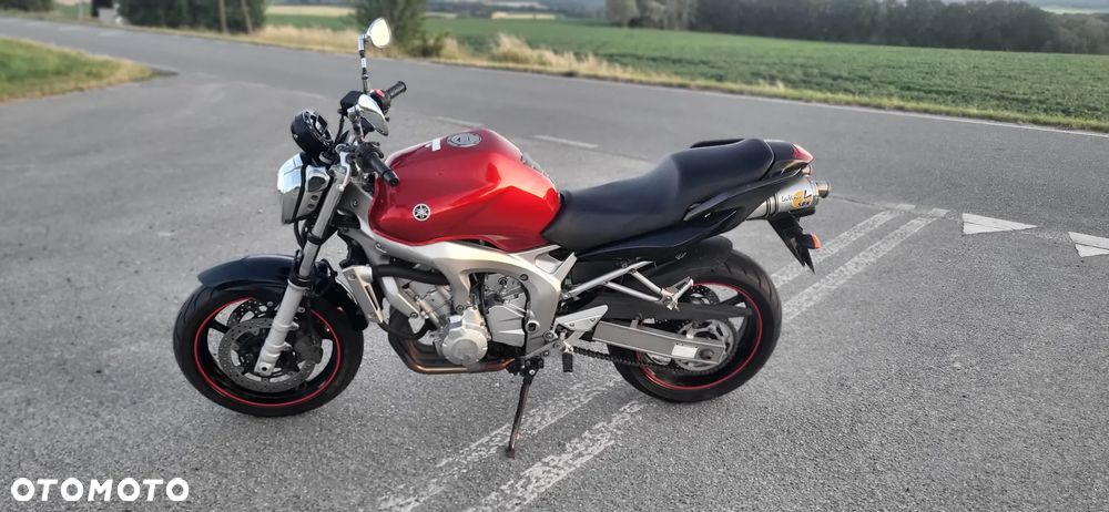 Yamaha FZ6 - 3