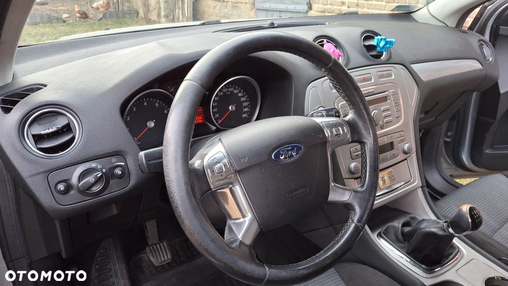 Ford Mondeo 2.0 Gold X - 6